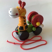 Drvena igračka - žirafa